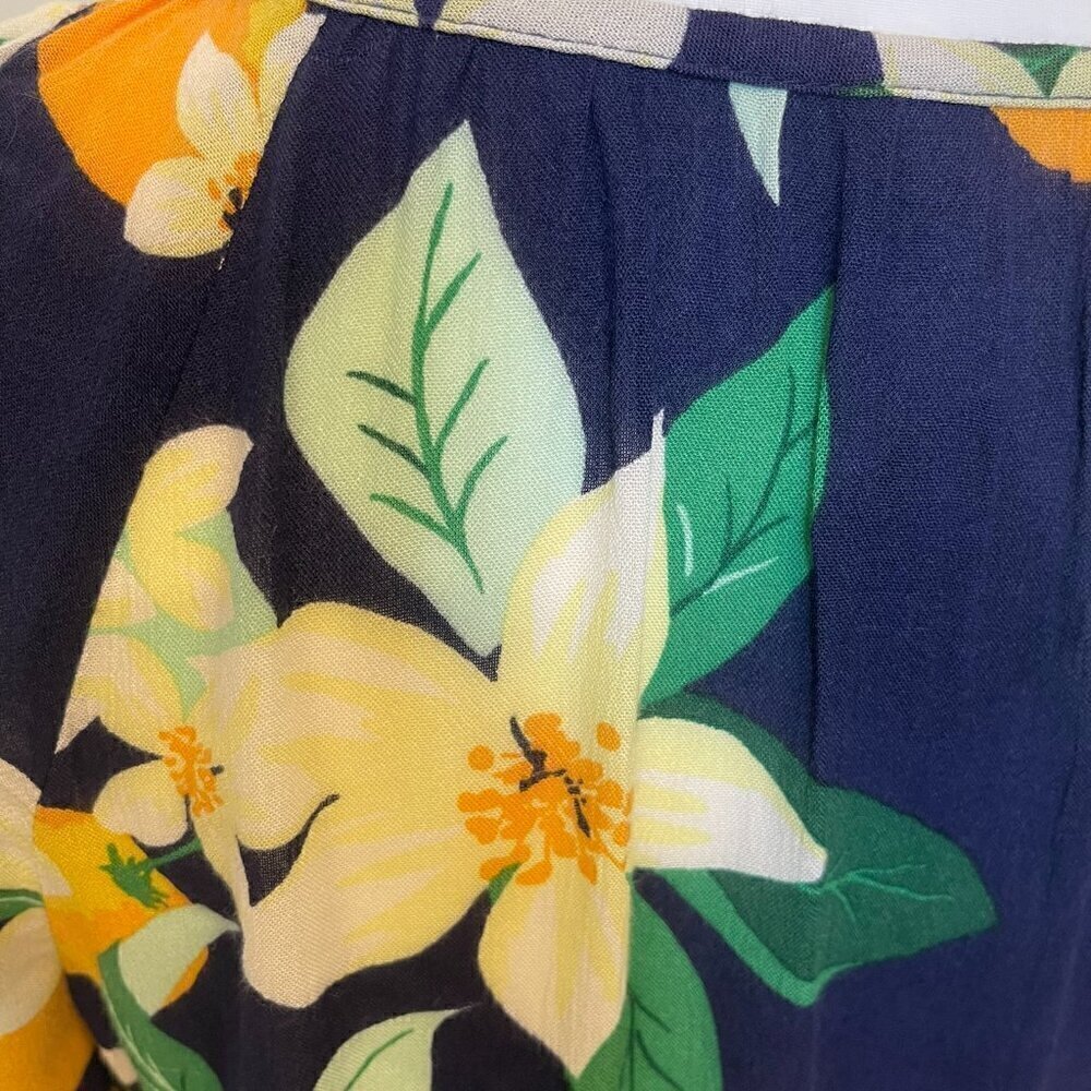 Old Navy Babydoll Peasant Top in Blue Floral - Size Medium - NWOT (326) - Picture 6 of 12